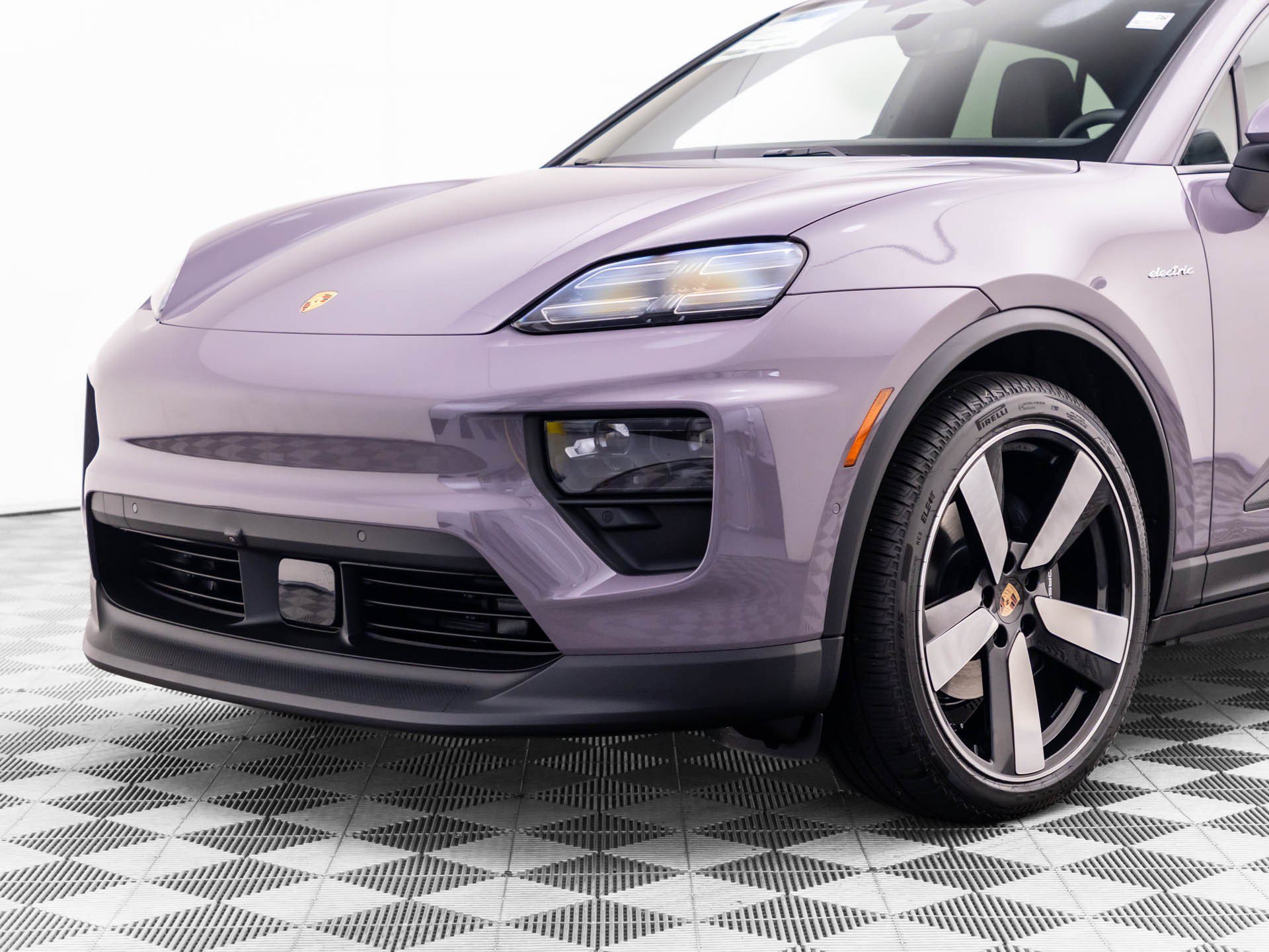 New 2026 Porsche Macan 4 Electric AWD/4WD image 34