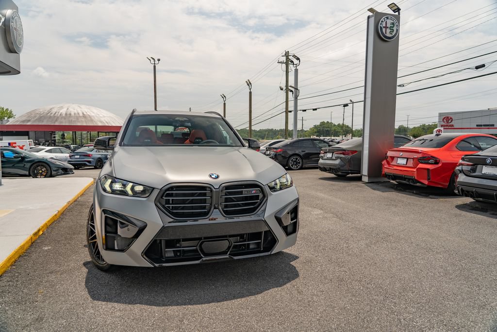 Used 2025 BMW X5 M Competition w/ Executive Package AWD/4WD image 11