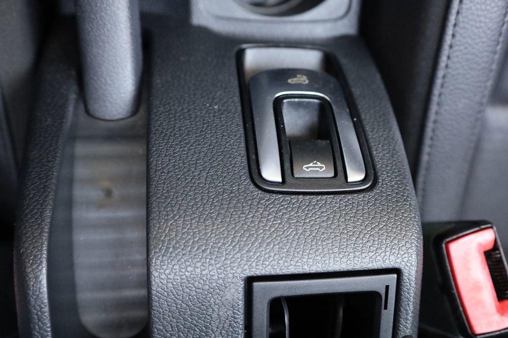 Used 2014 Volkswagen Eos Komfort image 42