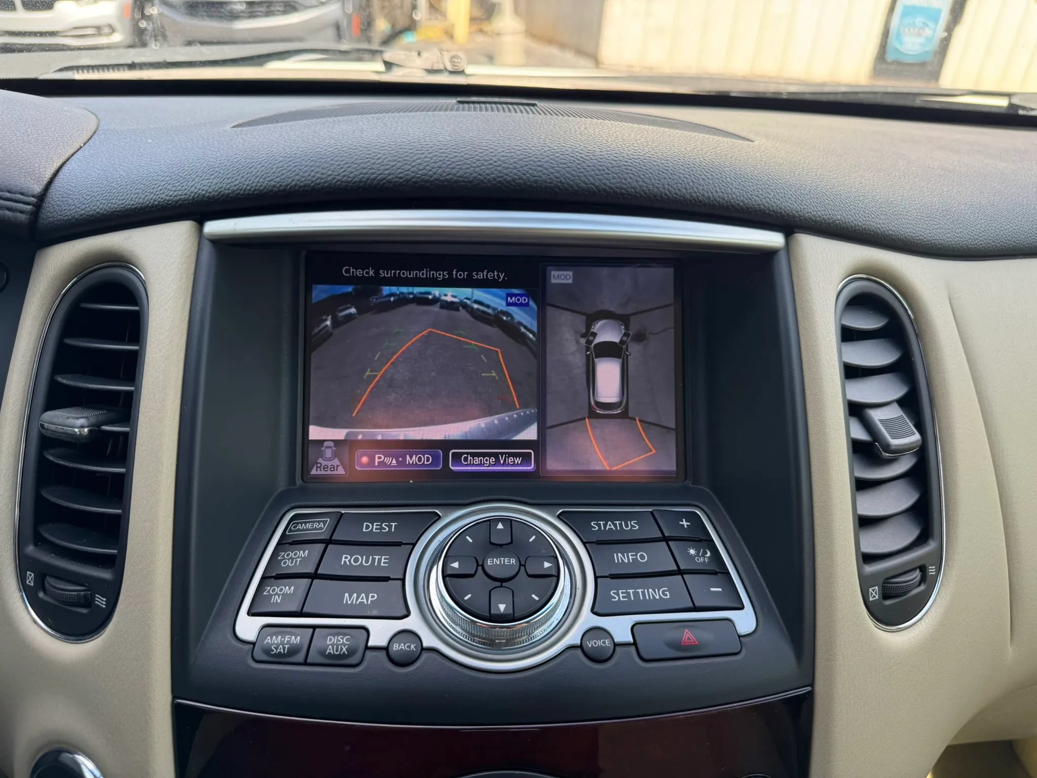 Used 2016 INFINITI QX50 2WD w/ Technology Package image 18