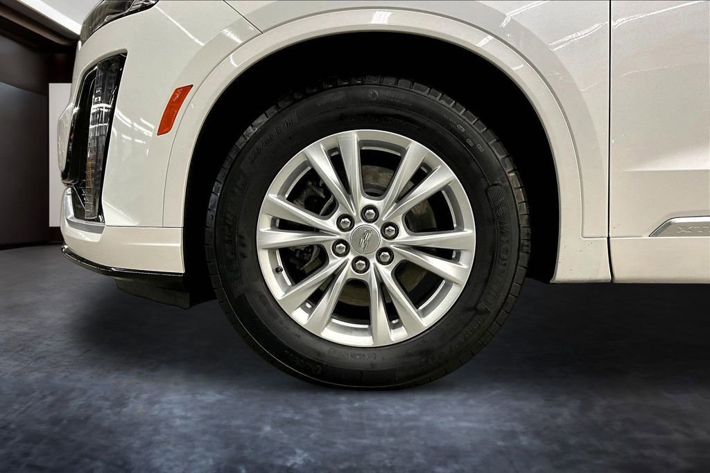 Certified 2025 Cadillac XT6 Luxury AWD/4WD image 35