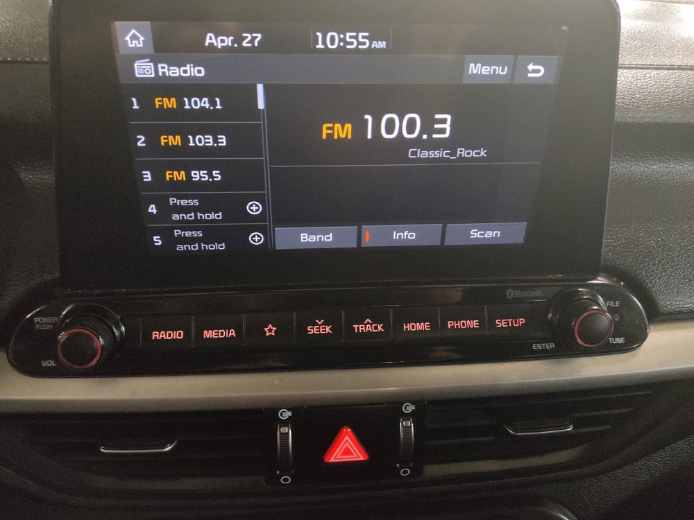 Used 2020 Kia Forte LXS FWD image 25