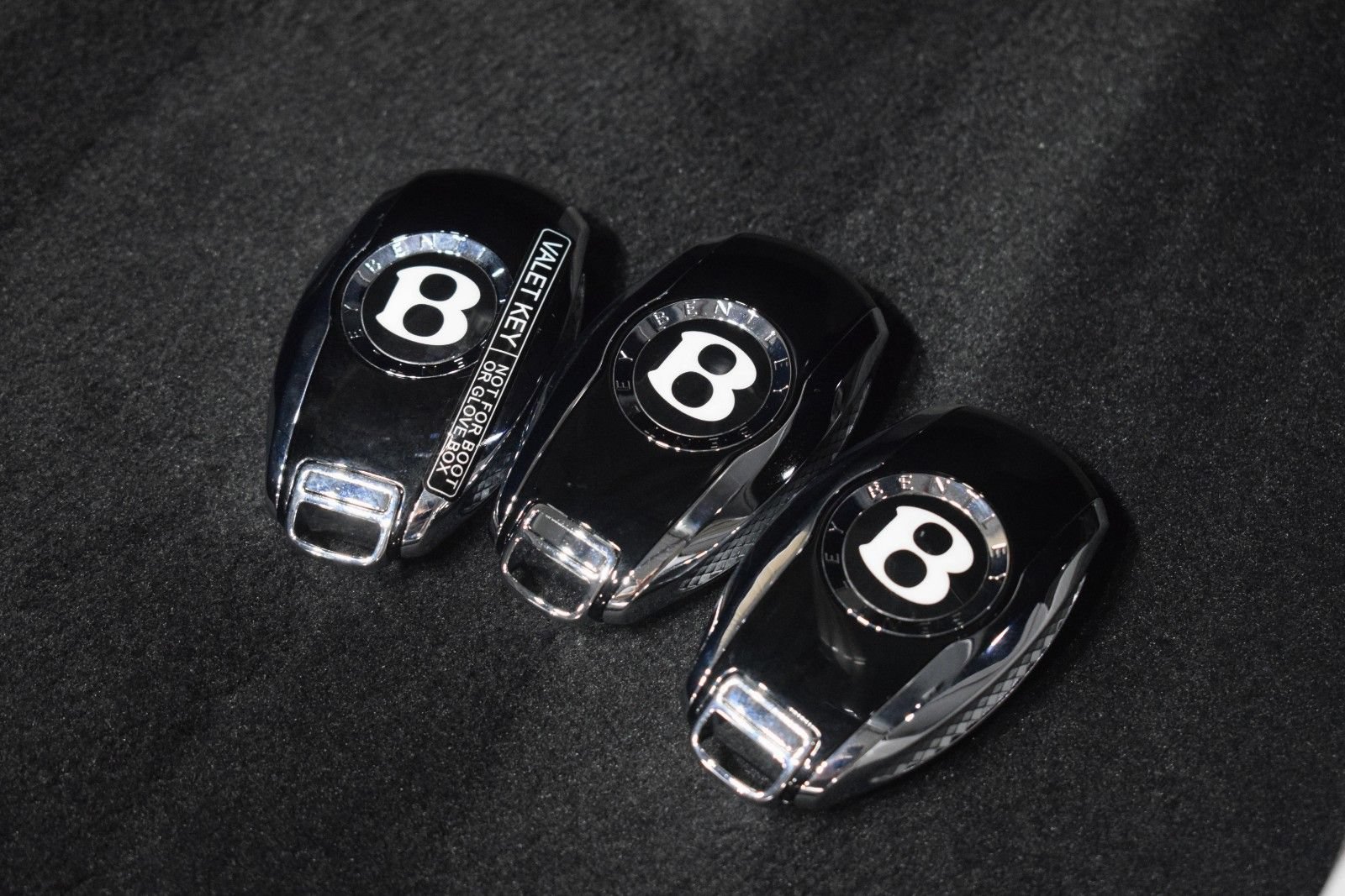 New 2026 Bentley Flying Spur Plug-In Hybrid AWD/4WD image 42