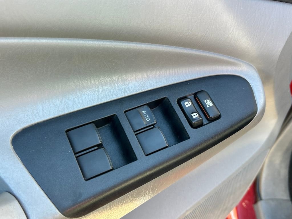 Used 2015 Toyota Tacoma 4x4 Double Cab w/ SR5 Package image 8