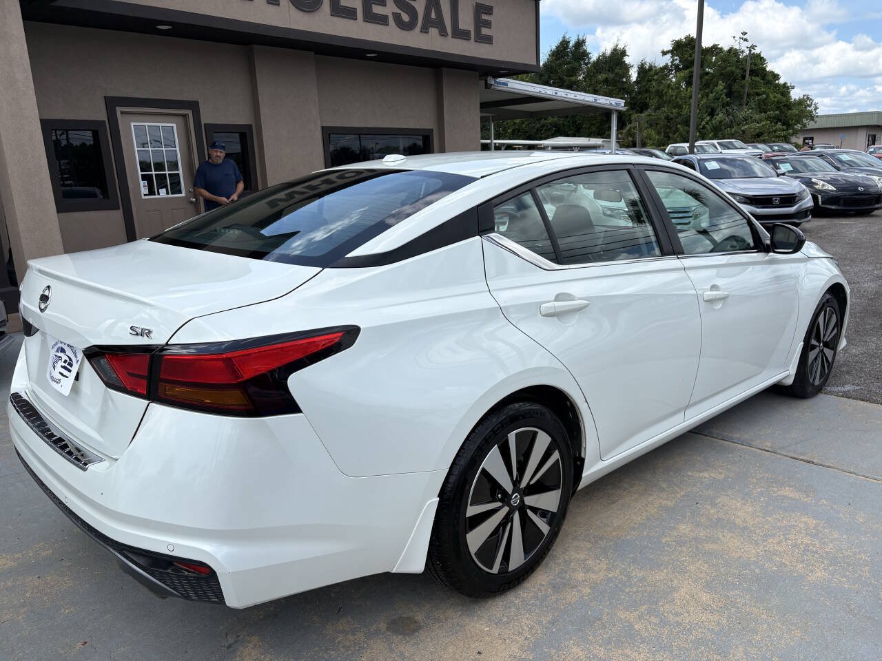 Used 2022 Nissan Altima 2.5 SR FWD image 4