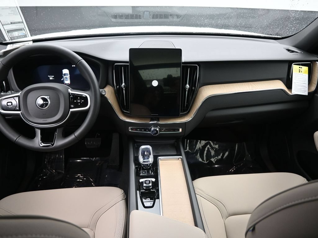 New 2026 Volvo XC60 B5 Plus w/ Protection Package Premier AWD/4WD image 19