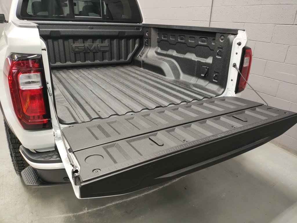 New 2026 GMC Canyon AT4 w/ Technology Plus Package image 20