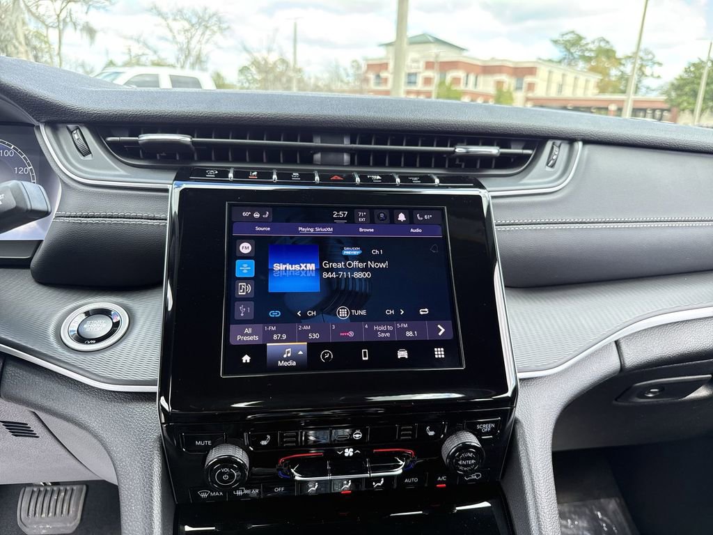 New 2026 Jeep Grand Cherokee L Laredo image 24