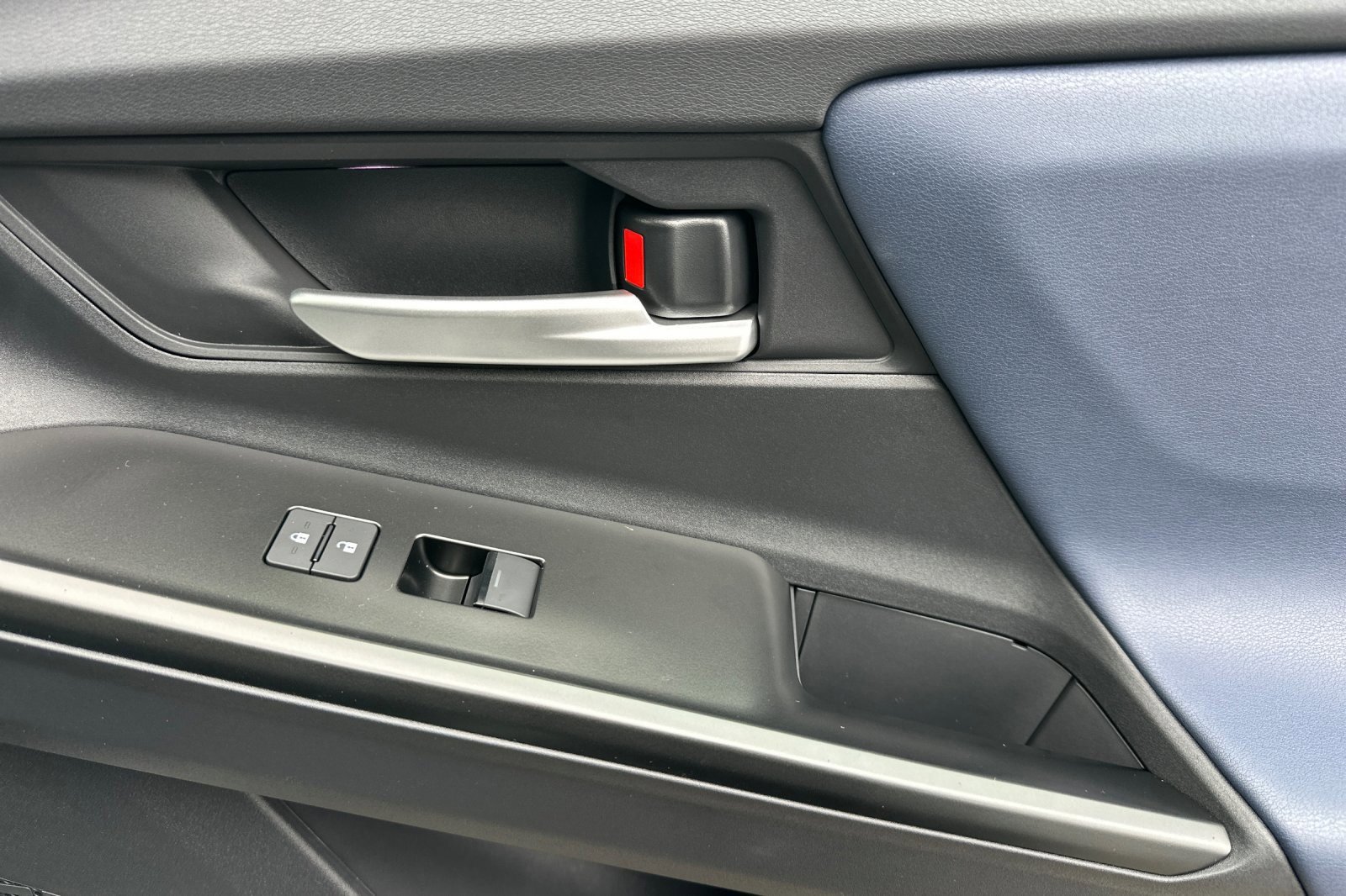 New 2026 Subaru Solterra Touring image 20