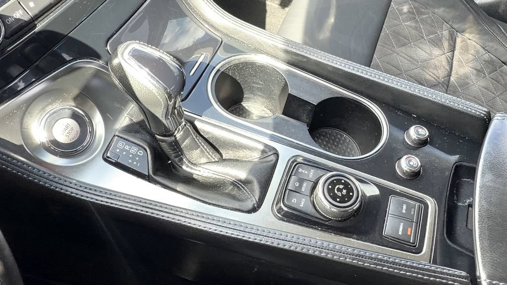 Used 2017 Nissan Maxima SR FWD image 21
