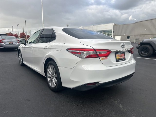 Used 2019 Toyota Camry L image 6