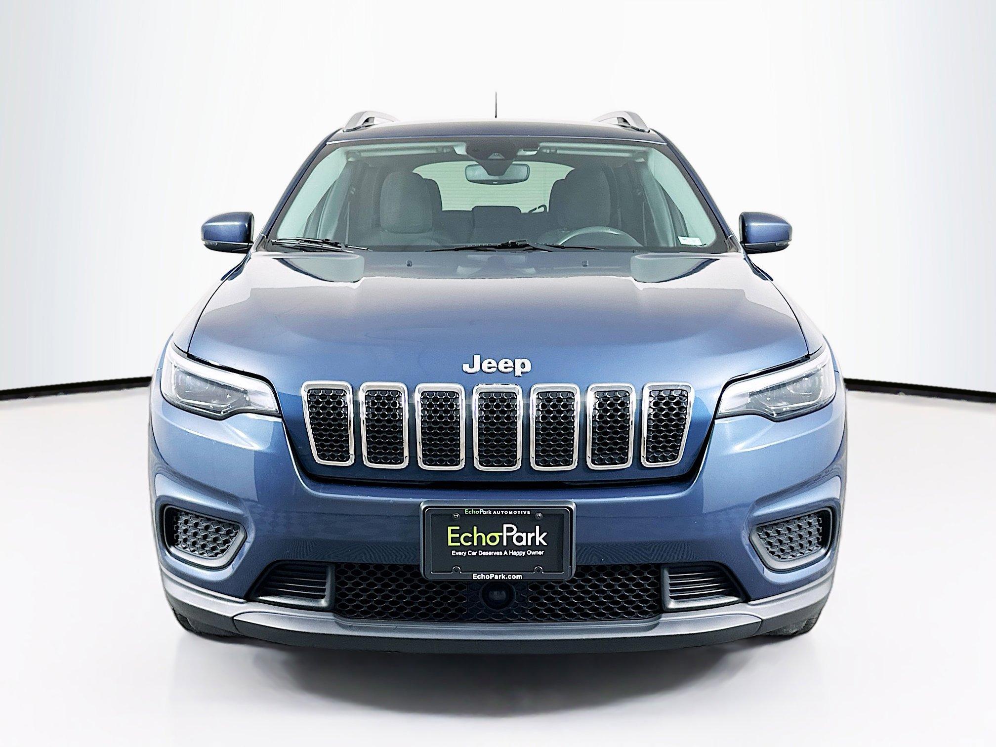 Used 2021 Jeep Cherokee Latitude image 2
