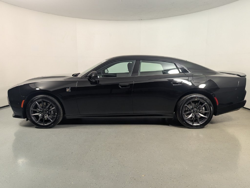 New 2026 Dodge Charger Scat Pack w/ Blacktop Package AWD/4WD image 4