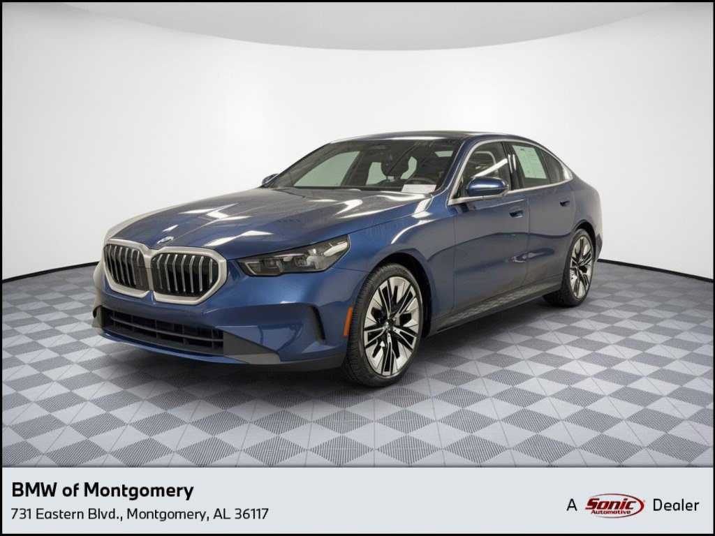 Certified 2026 BMW 530i RWD image 1