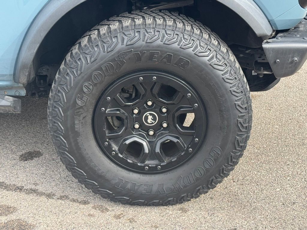 Used 2022 Ford Bronco Wildtrak image 13