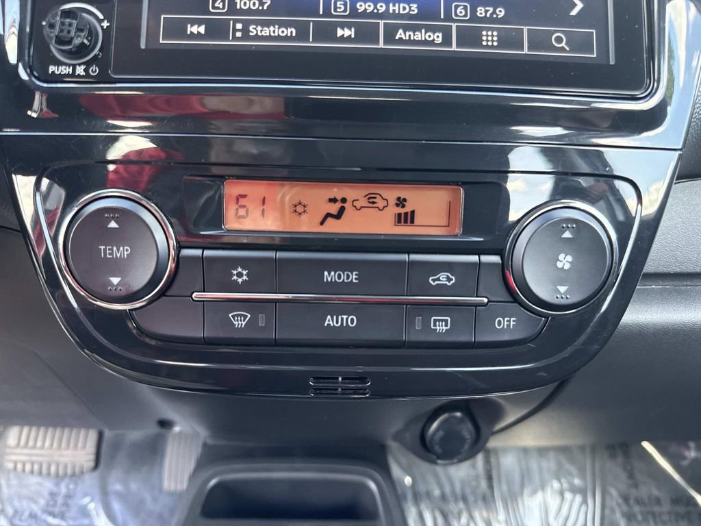Used 2024 Mitsubishi Mirage LE image 28