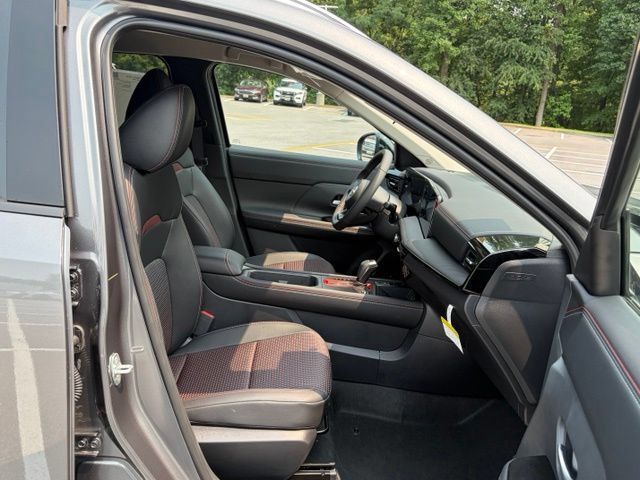 New 2026 Nissan Kicks SR FWD image 27