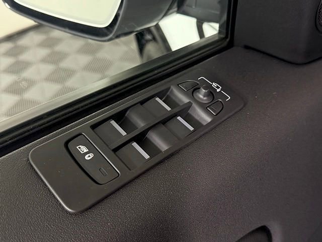 New 2025 Land Rover Discovery Sport Dynamic SE AWD/4WD image 28