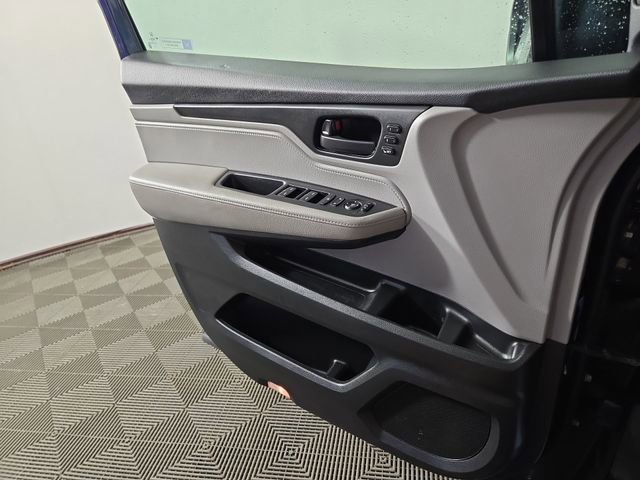 Used 2018 Honda Odyssey EX-L image 30