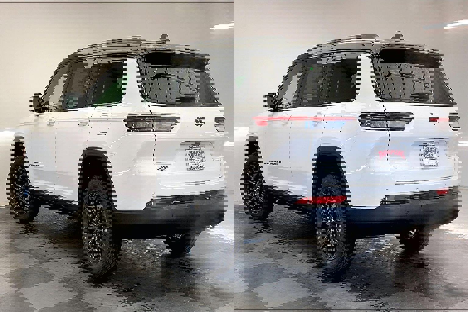 New 2025 Jeep Grand Cherokee L Limited image 2