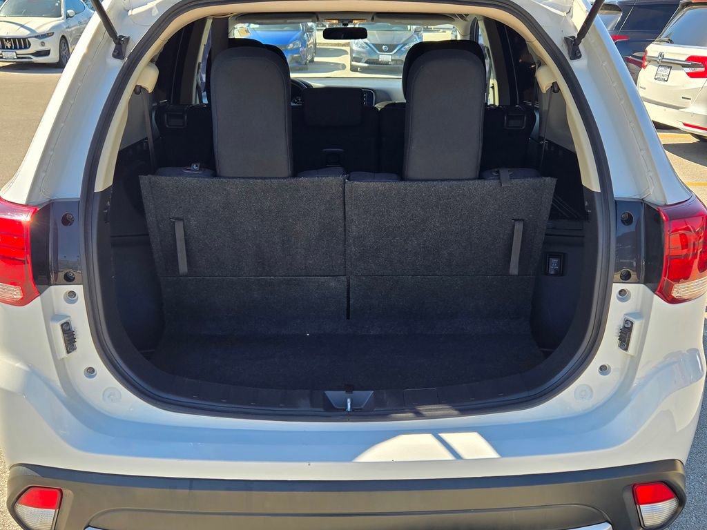 Used 2018 Mitsubishi Outlander SE FWD image 19