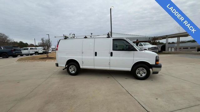 Used 2022 Chevrolet Express 2500 Work Van w/ Driver Convenience Package image 6