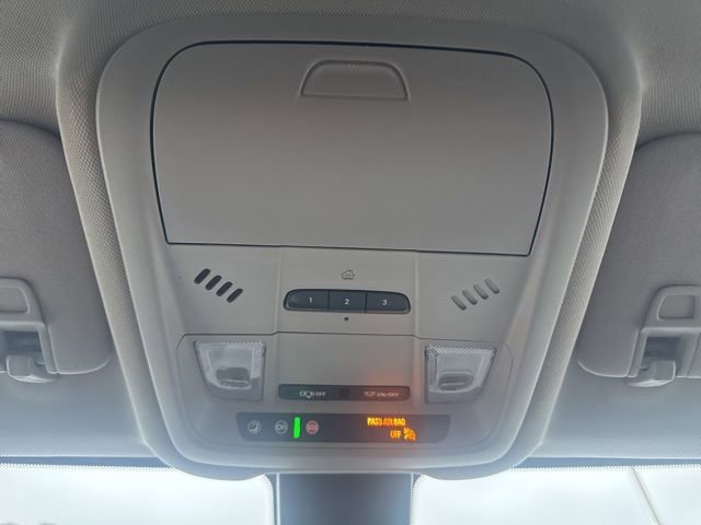 Used 2020 Chevrolet Equinox LT image 37