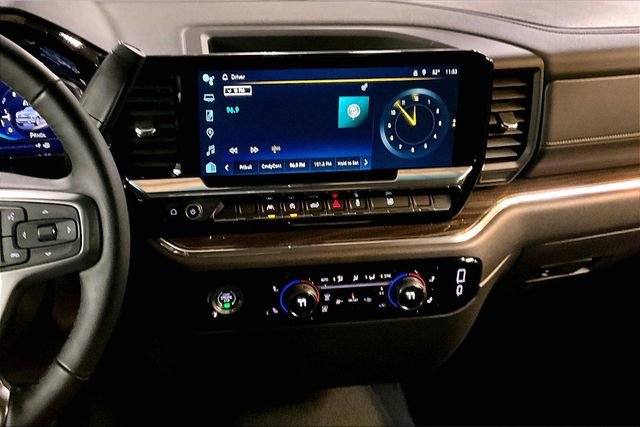 Used 2024 Chevrolet Silverado 1500 LT image 10