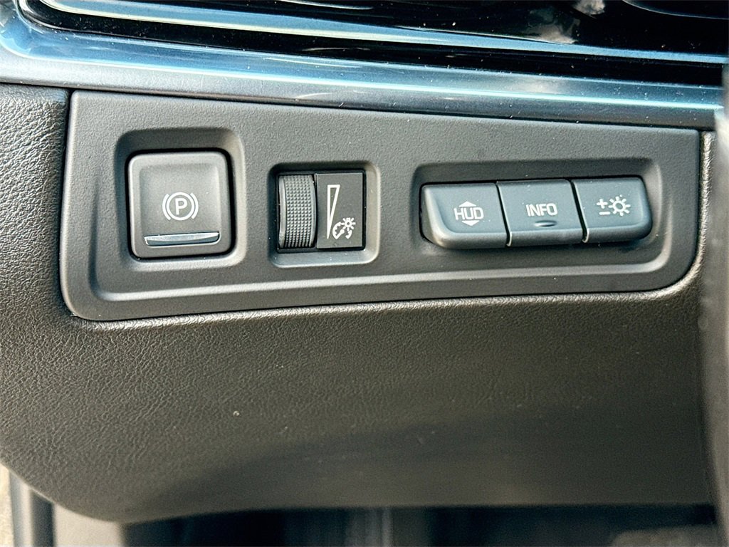 Used 2021 Cadillac XT6 Premium Luxury image 11