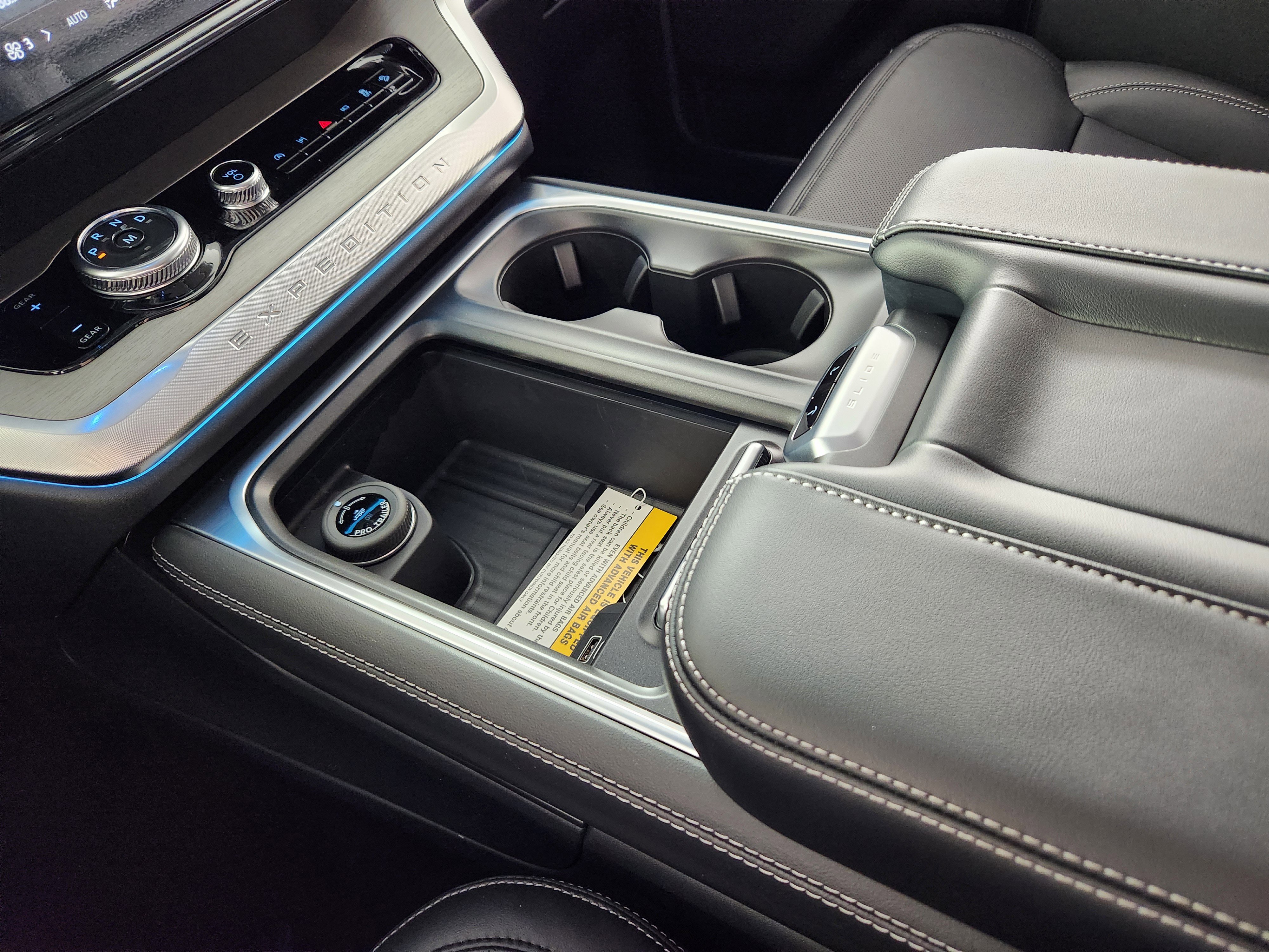 New 2026 Ford Expedition Platinum w/ Driver's Package AWD/4WD image 25