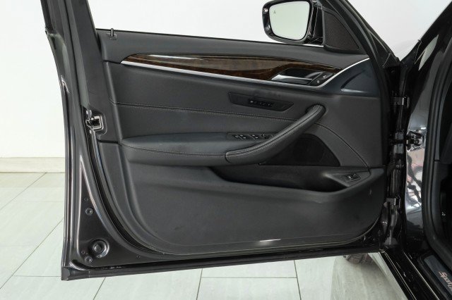 Used 2020 BMW 540i xDrive image 43