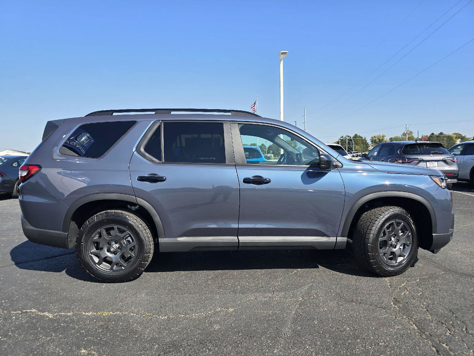 New 2026 Honda Pilot TrailSport image 8