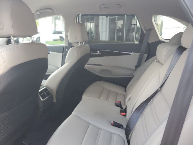 Used 2018 Kia Sorento EX FWD image 7