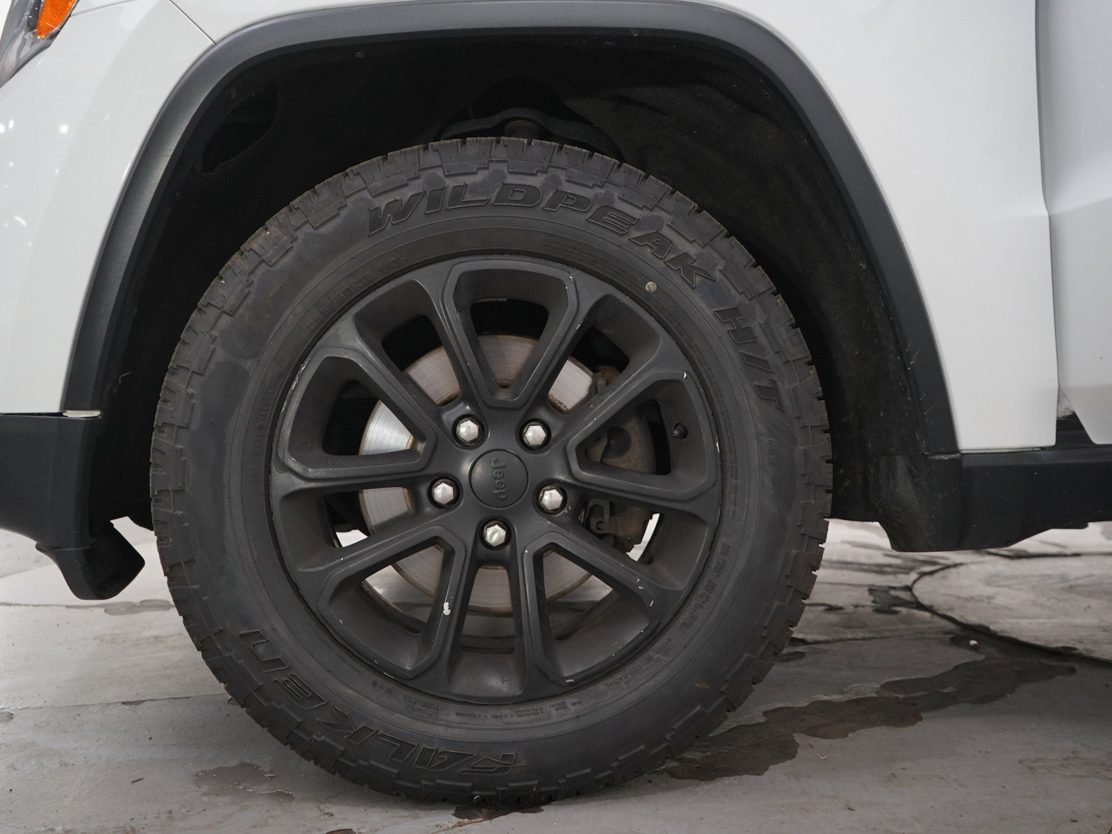 Used 2014 Jeep Grand Cherokee Limited AWD/4WD image 33