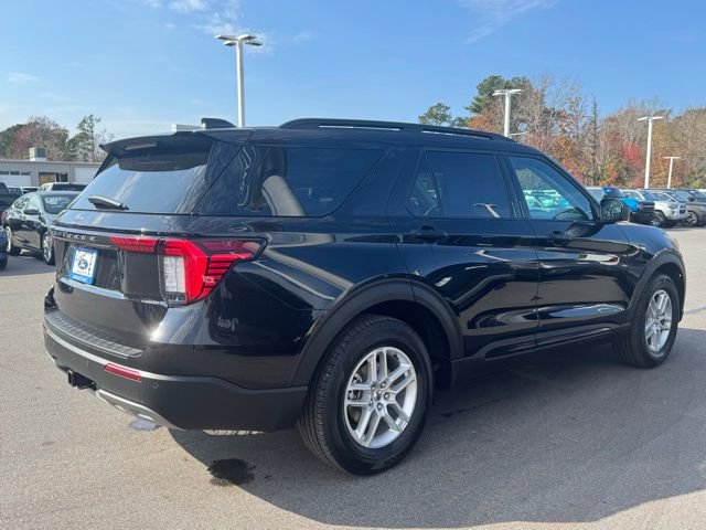New 2026 Ford Explorer Active w/ Active Comfort Package image 5