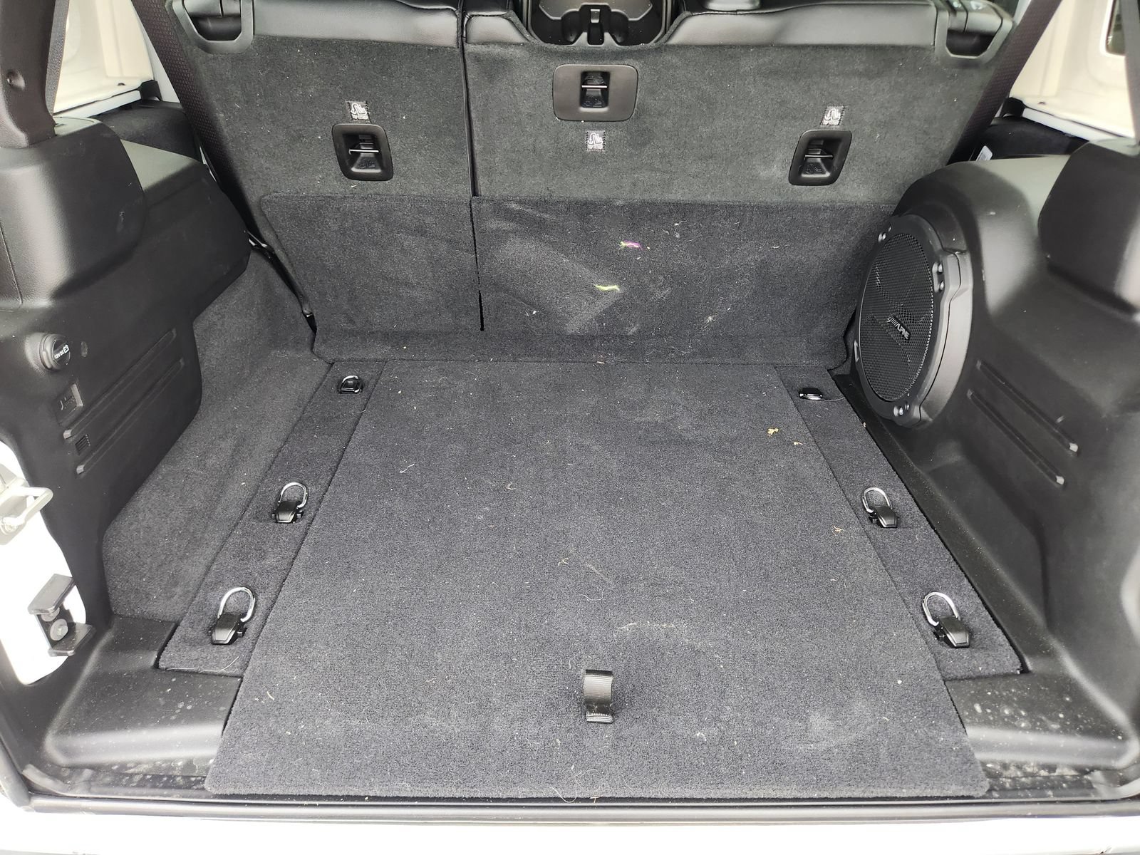Used 2025 Jeep Wrangler Unlimited Sahara AWD/4WD image 38