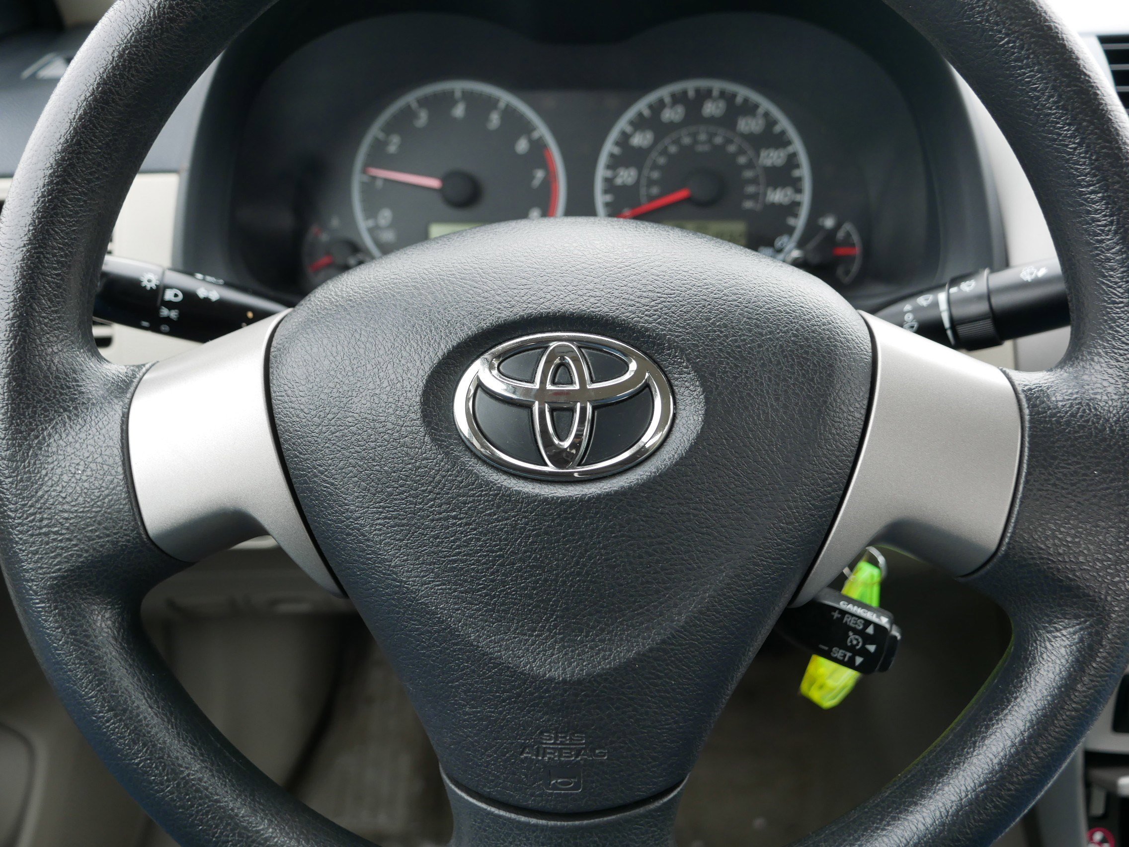 Used 2011 Toyota Corolla LE image 25