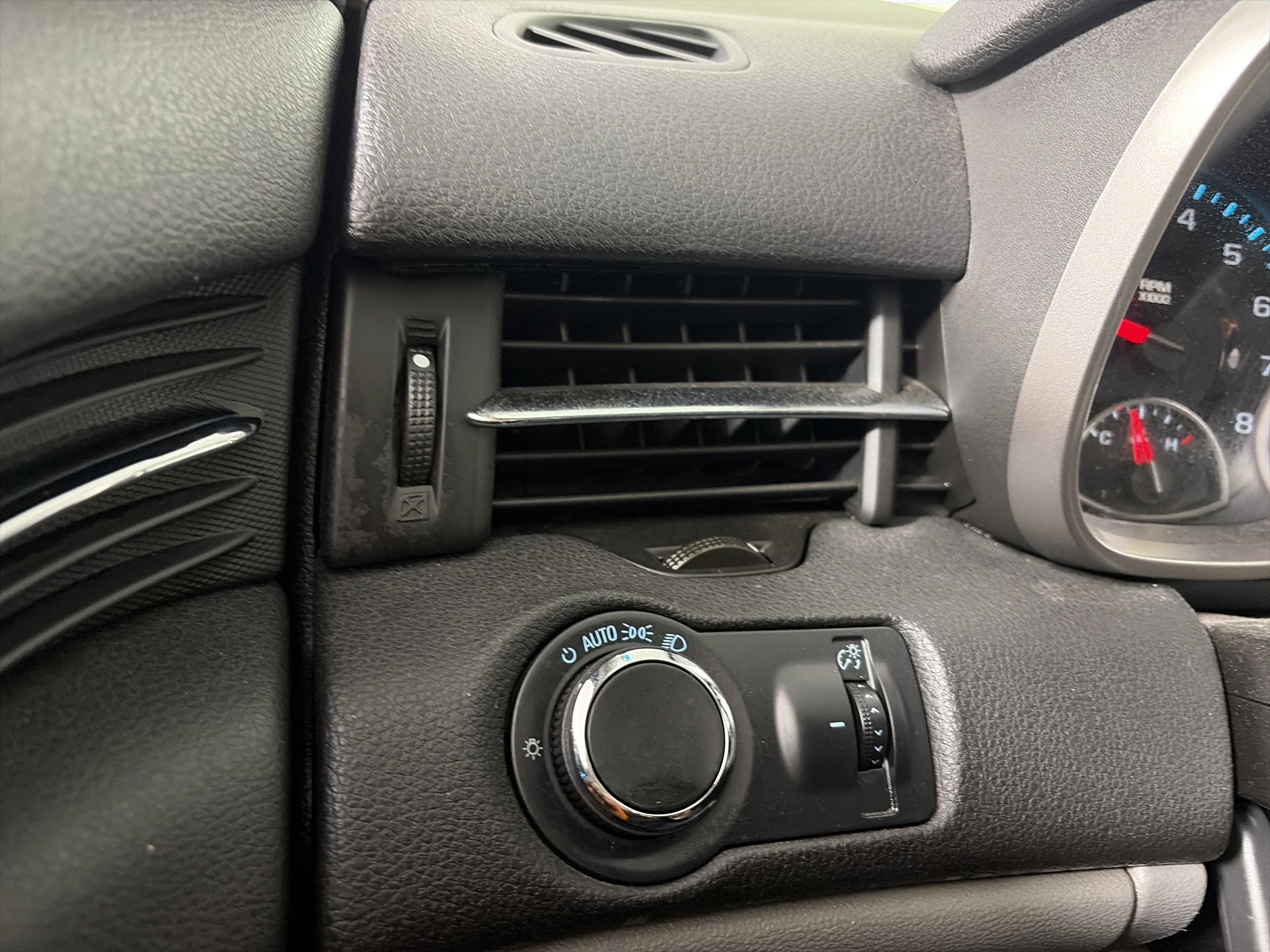 Used 2014 Chevrolet Malibu LS w/ Protection Package image 31