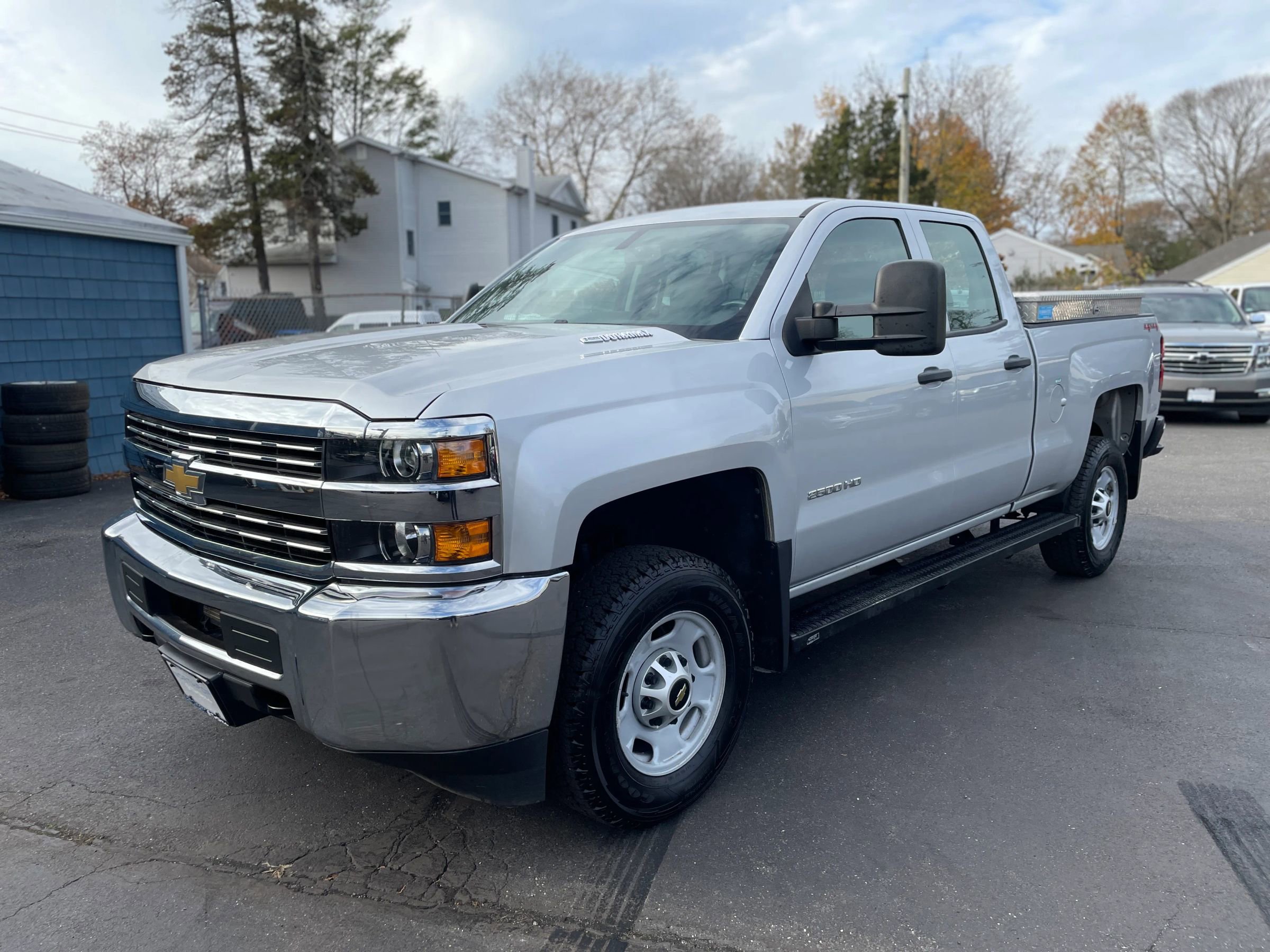 Used 2015 Chevrolet Silverado 2500 W/T w/ Snow Plow Prep Package image 2