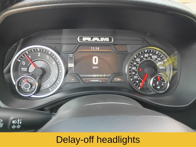 Used 2025 RAM 1500 Laramie AWD/4WD image 15