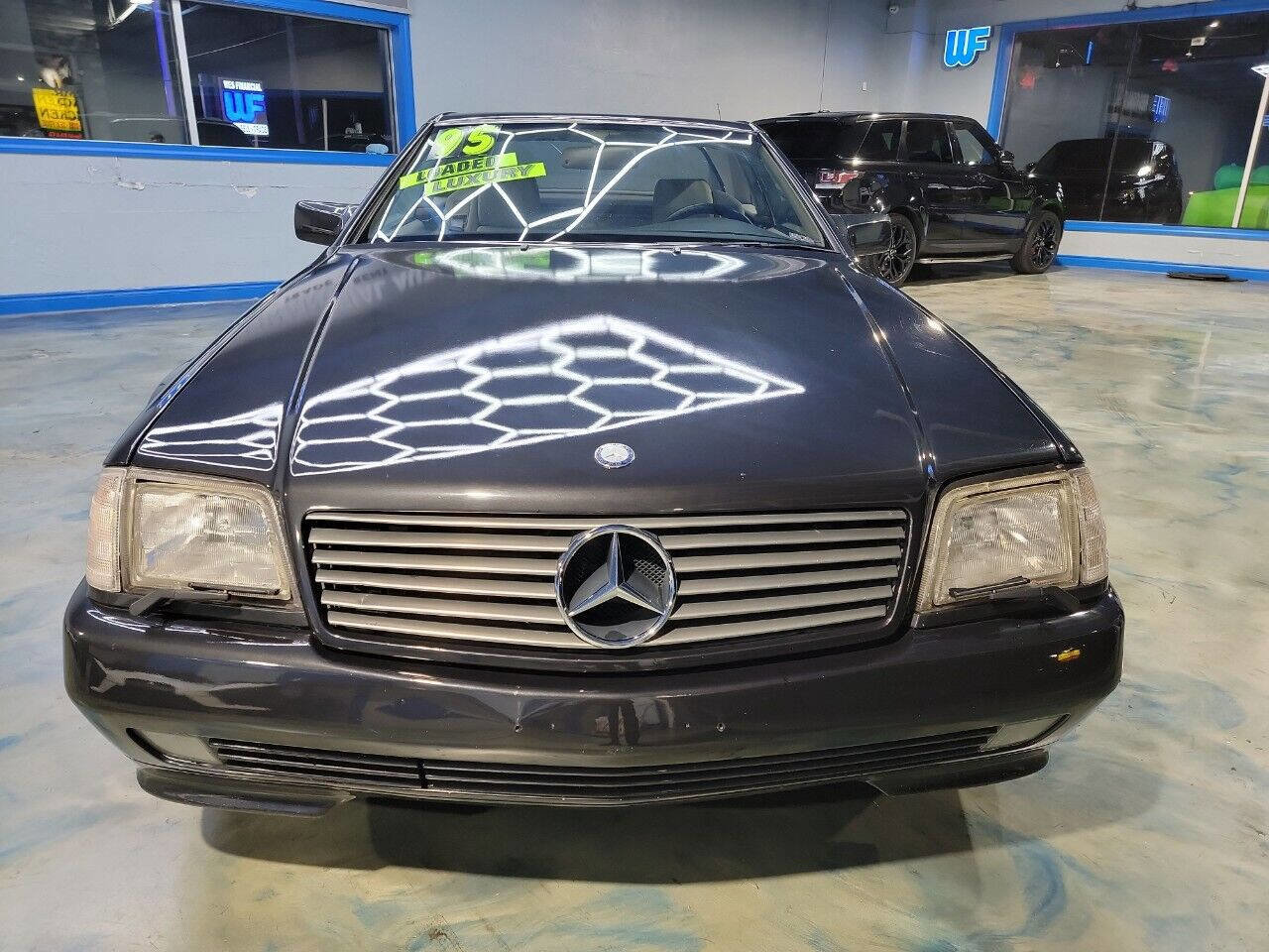 Used 1995 Mercedes-Benz SL 320 image 4