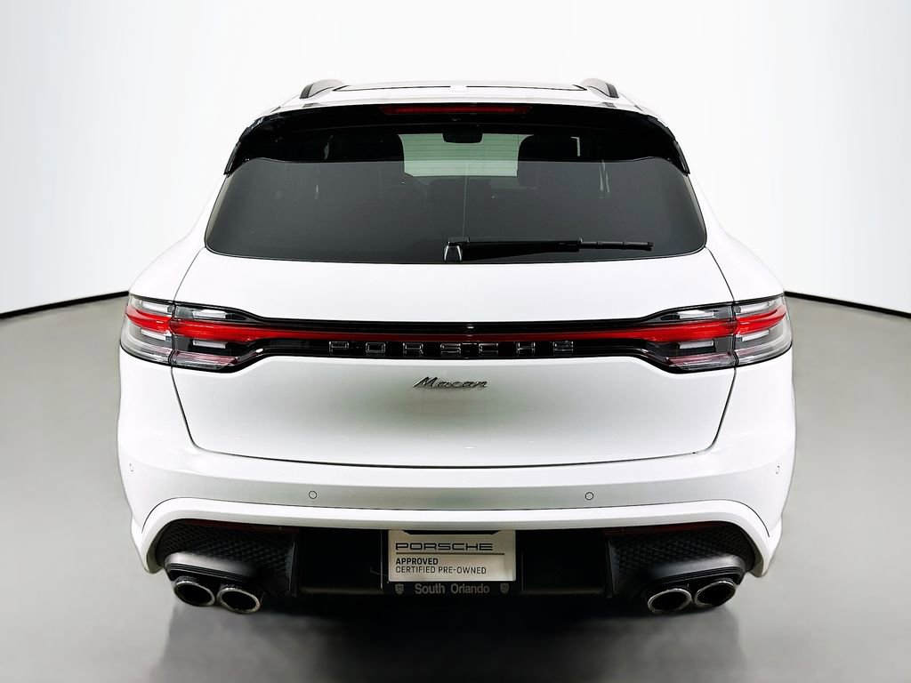 Certified 2025 Porsche Macan AWD/4WD image 10