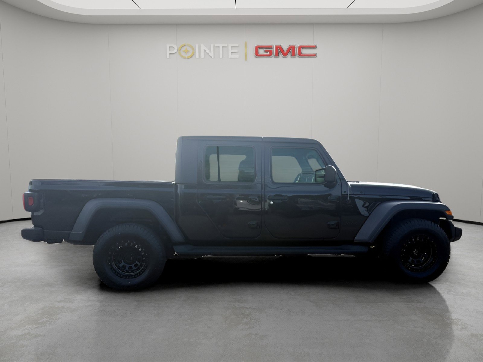 Used 2020 Jeep Gladiator Sport image 9
