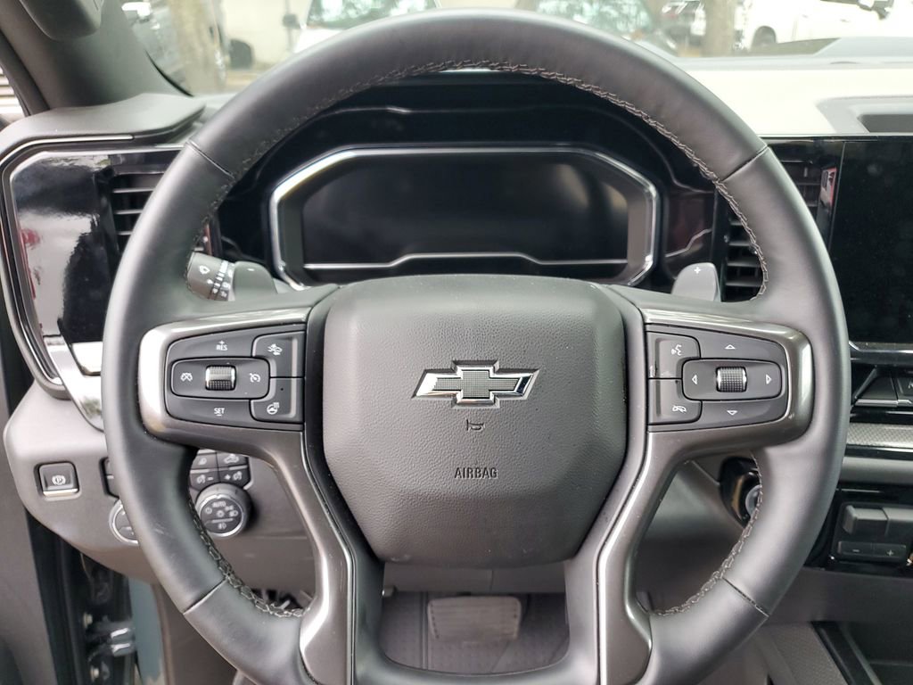 Used 2025 Chevrolet Silverado 1500 ZR2 w/ Technology Package image 24