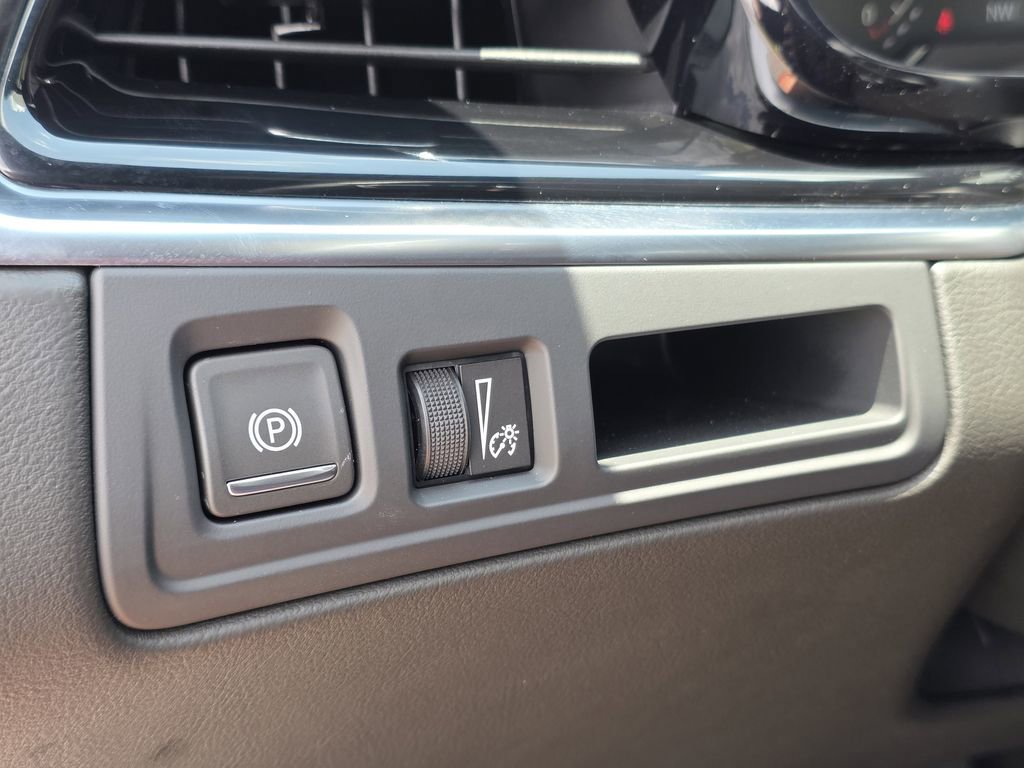 New 2025 Cadillac XT6 Premium Luxury image 29