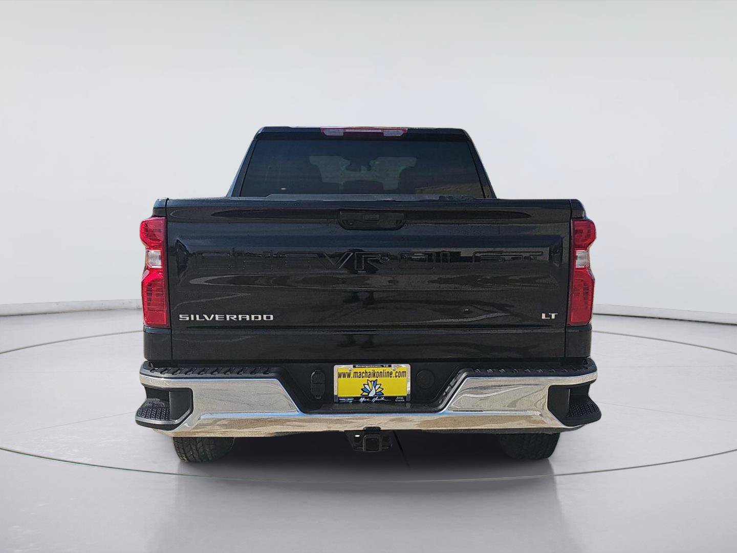 Used 2024 Chevrolet Silverado 1500 LT w/ Protection Package AWD/4WD image 4