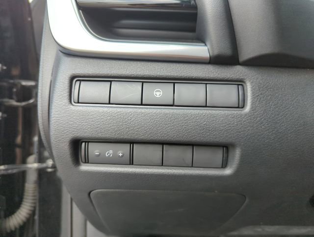 Certified 2022 Nissan Rogue SV image 35