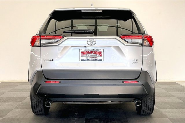 Used 2024 Toyota RAV4 LE image 3