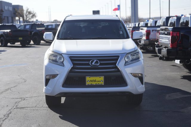 Used 2014 Lexus GX 460 image 3