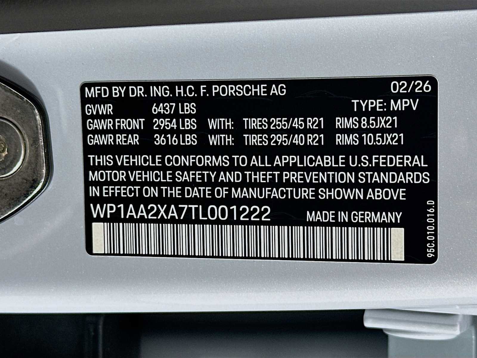 New 2026 Porsche Macan 4 Electric AWD/4WD image 33